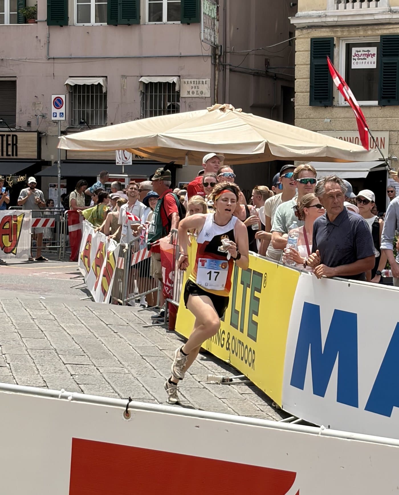 Hanna Müller im Knock-out-Sprint der WOC 2026 in Genua. Foto: R. Wüstenhagen